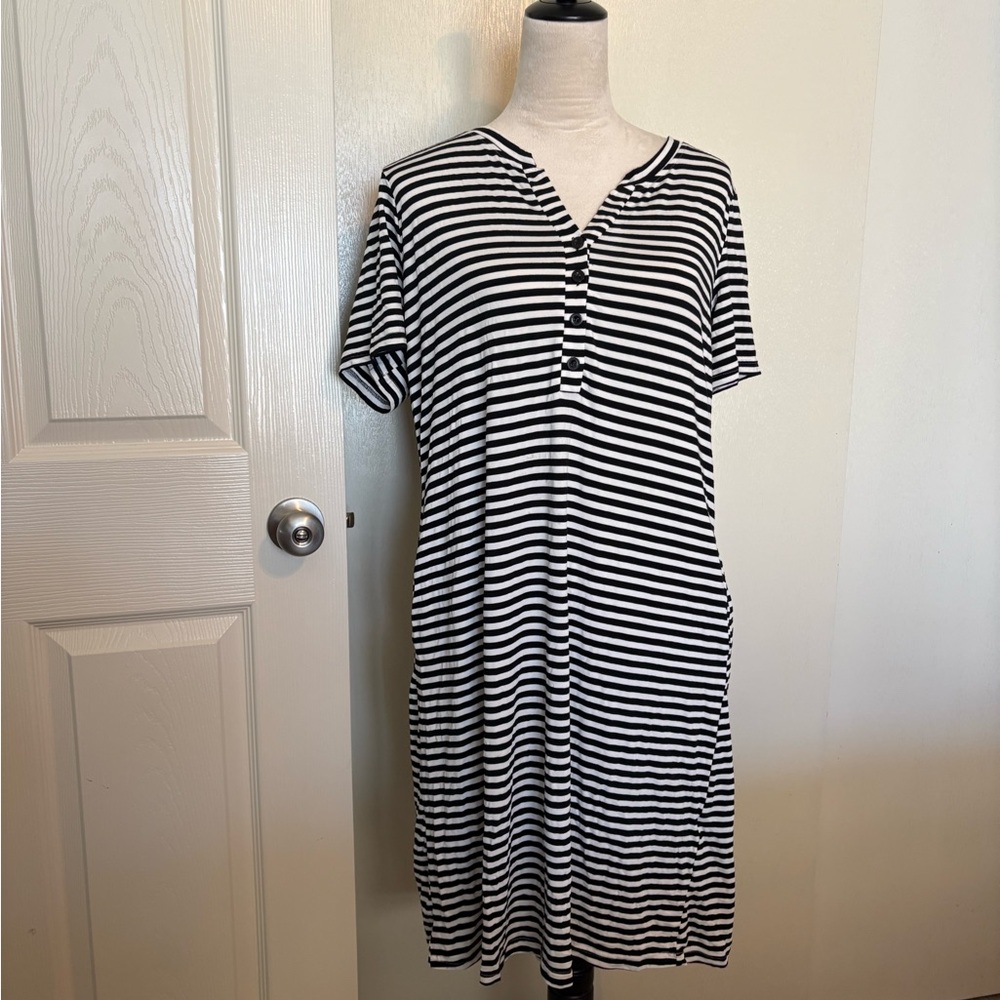 Black and White Striped Midi Dress